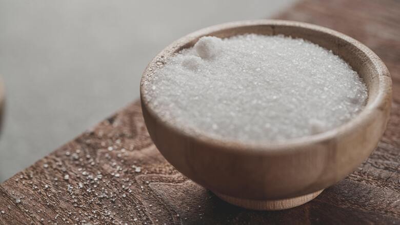14 Foods That Never Expire
Sugar